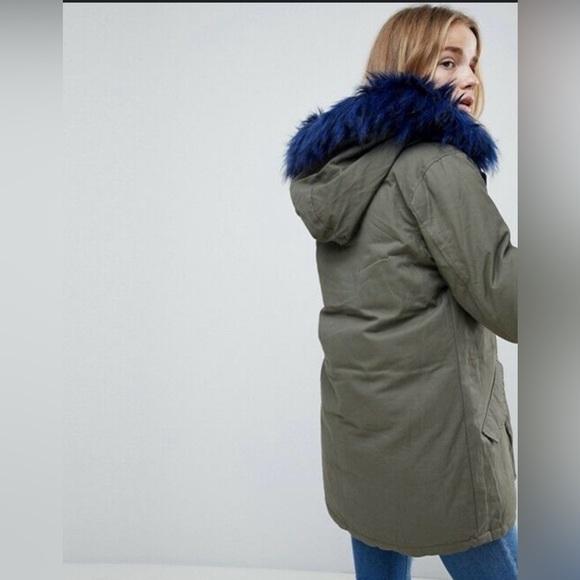 BLUE FUR PARKA - Picture 6 of 12